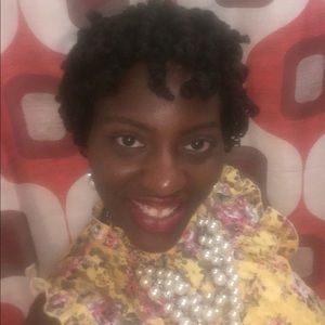 Meet your Posher, Leticia